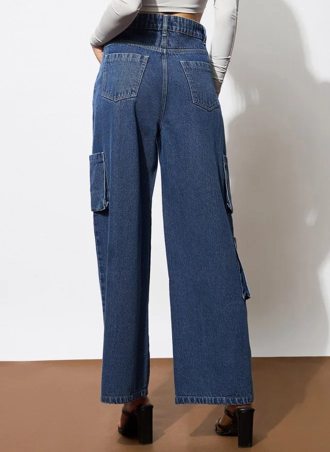 SASSAFRAS Women Medium Blue Straight Fit Jeans