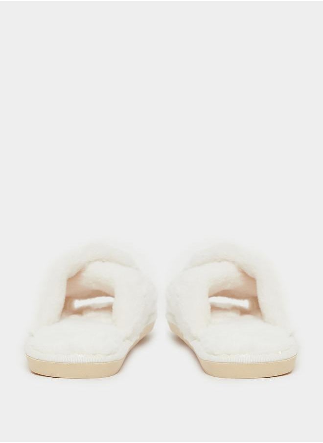 Styli Criss Cross Strap Fluffy Bedroom Slippers  - Image 4