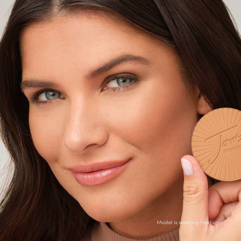 Jane Iredale PureBronze Matte Bronzer Refill Bronzing Powder with Buildable Coverage Lightweight & Breathable Feel Cruelty-Free 3 Natural Tones - Image 2