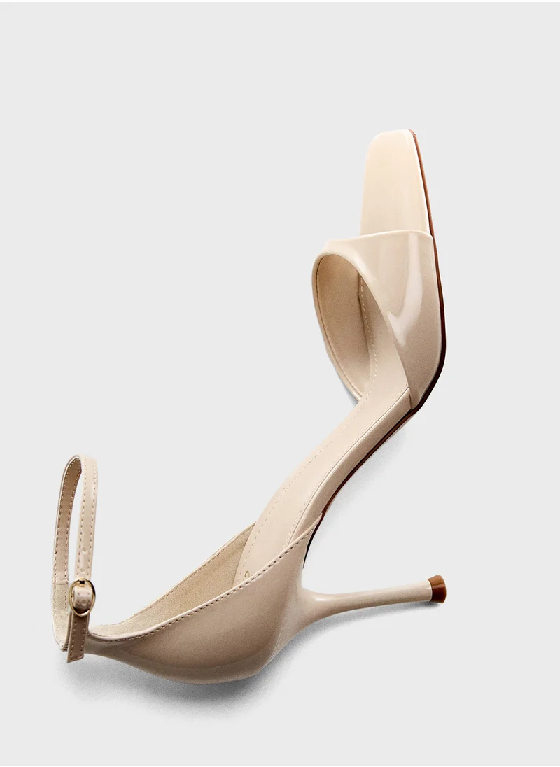مانجو Patent Leather Effect Heeled Sandal