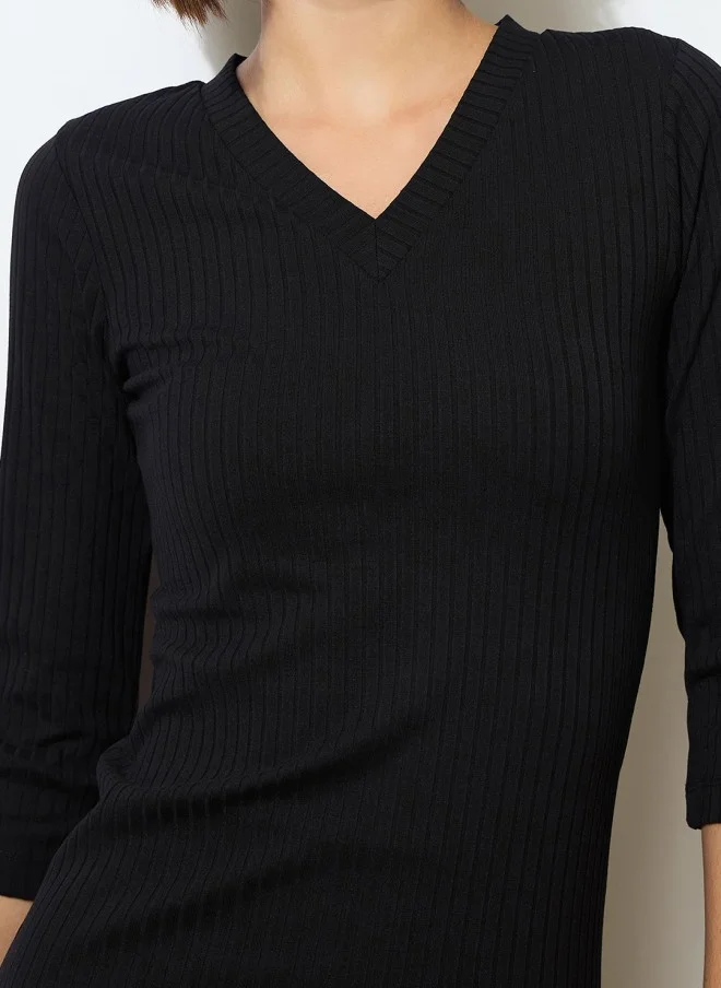 SASSAFRAS Black Ribbed Bodycon Midi Dress for Women