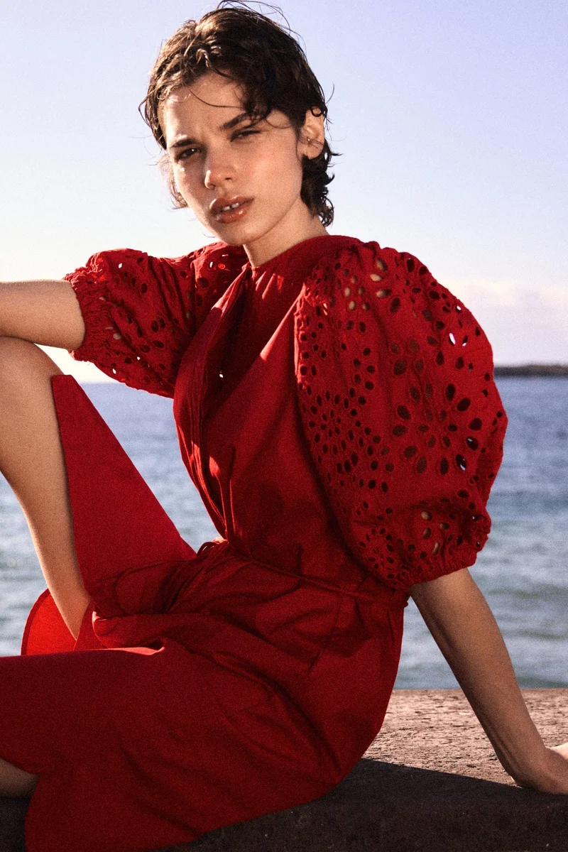 اتش اند ام Broderie anglaise-sleeved dress