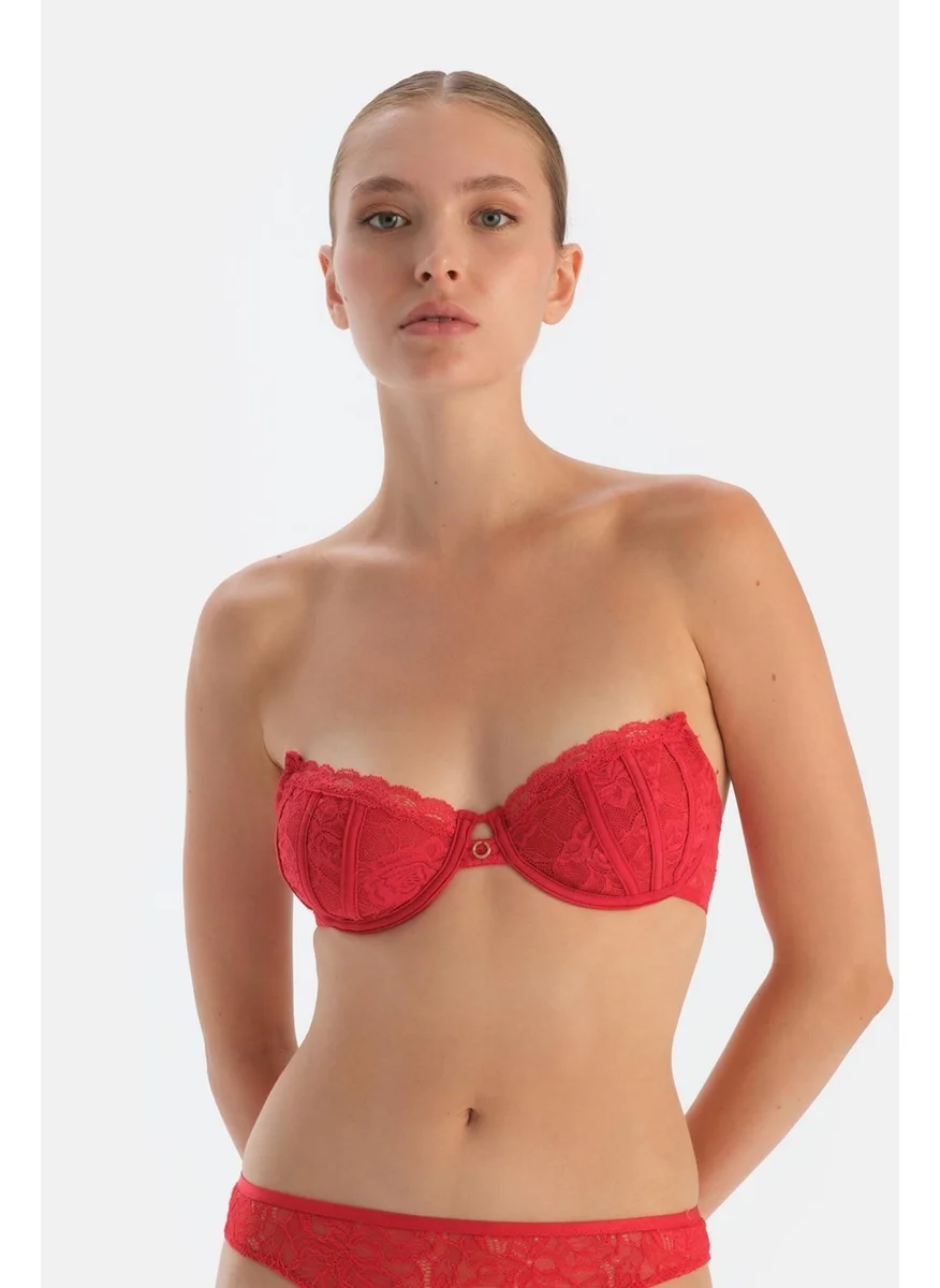 داجي Red Alternative Strap Lace Underwire Bra