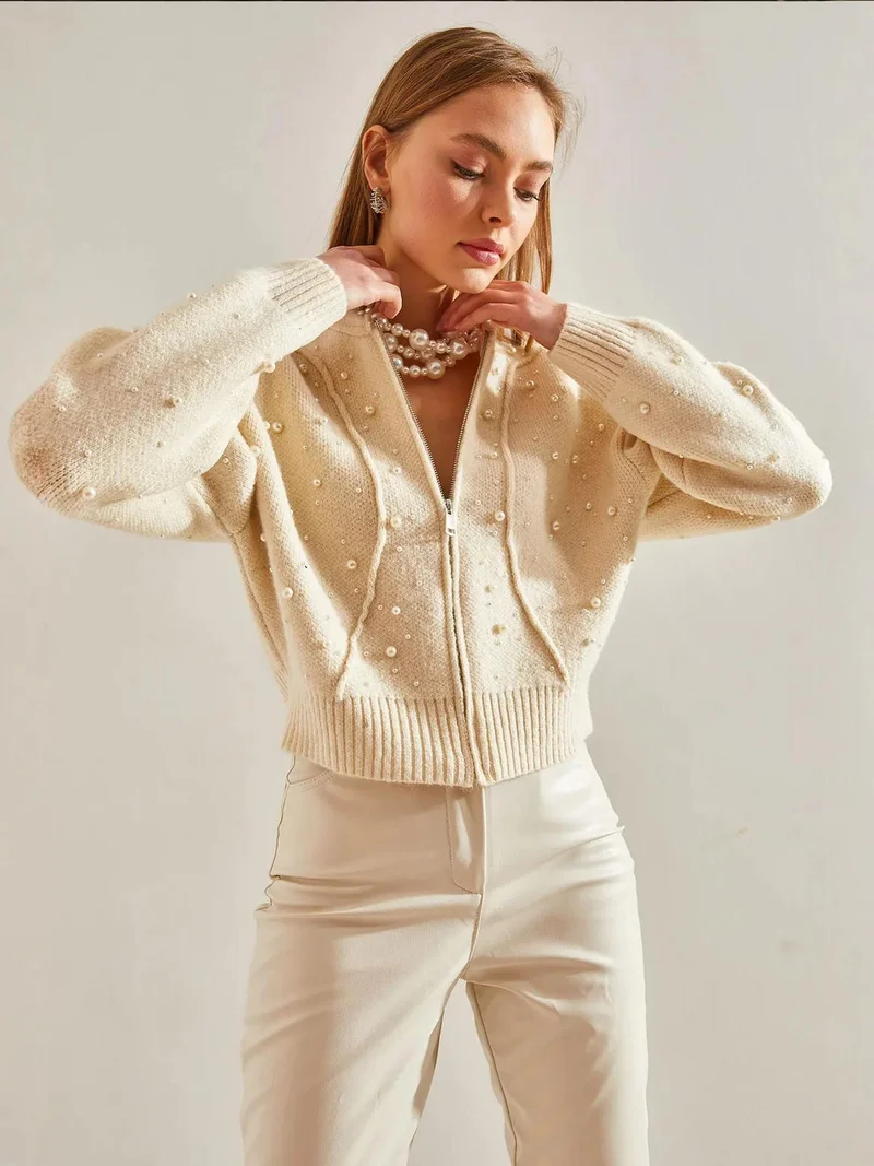 Bianco Lucci LUCCI Textured Patterned Zip-Up Crop Cardigan with Pompom