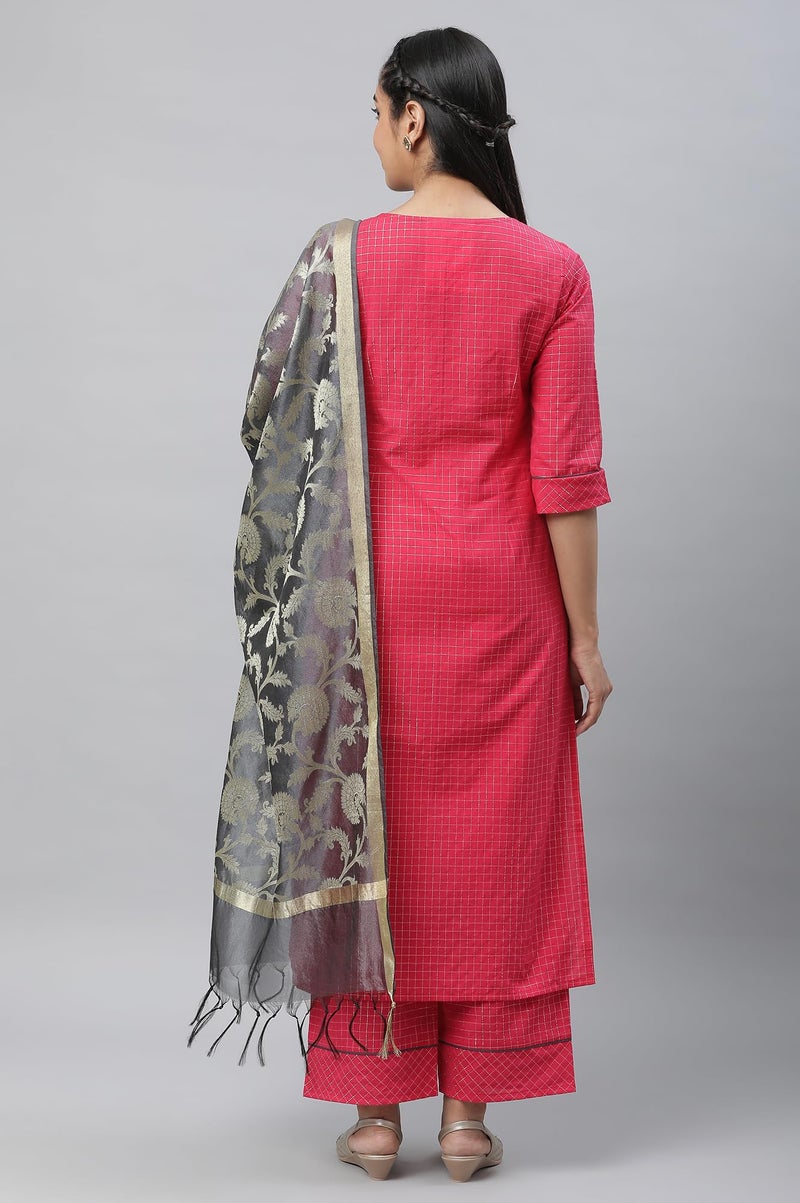 Aurelia Pink Checked Cotton Lace Kurta Dupatta Bottomwear Set - Image 4