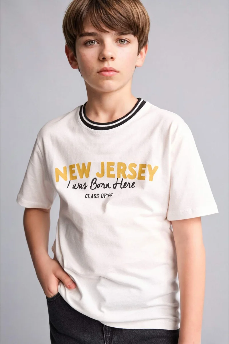 ديفاكتو New Regular Fit Printed Short Sleeve T-Shirt