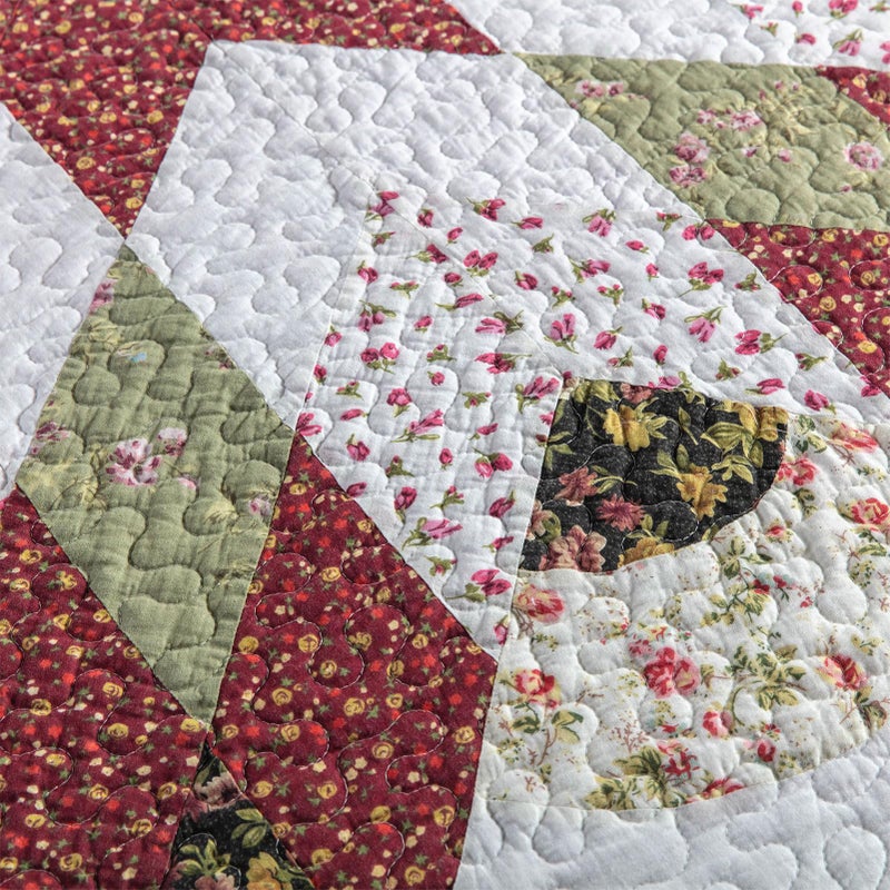 YAYIDAY Quilts King Size Patchwork Bedspread Set - 100% Cotton Reversible Breathable Red Star Geometric Quilted Quilt with Pillow Shams Fit All Seasons - Image 4