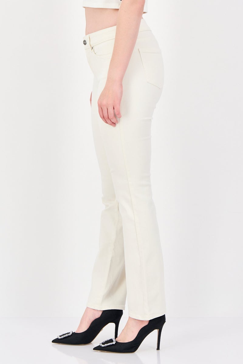 NYDJ Women Straight Fit Solid Stretchable Jeans, Cream - Image 2