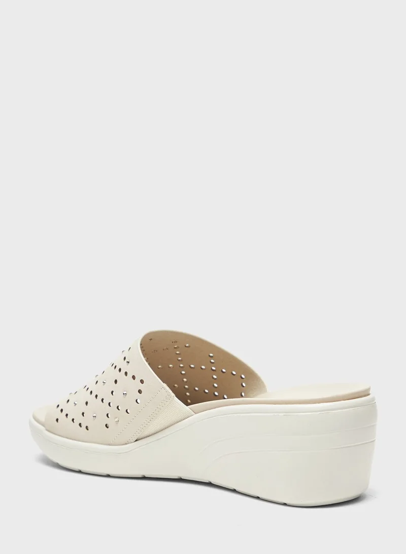 Le Confort Single Strap Wedge Mid Heel Sandals