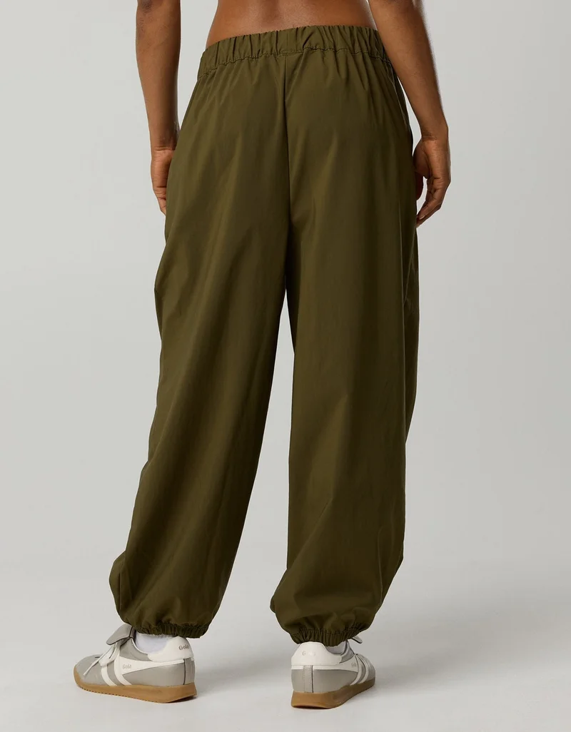 Aerie OFFLINE By Aerie Nice Moves Nylon Balloon Pant