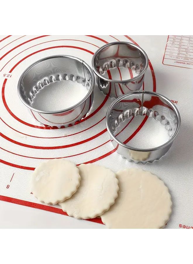 3pcs Lace Cookie Cutters Stainless Steel Round Molds Baking Supplies - Image 1
