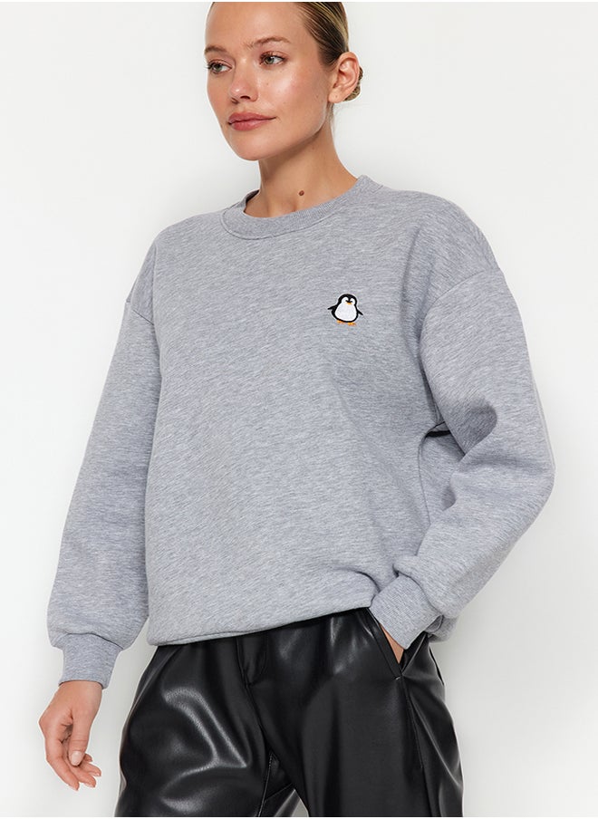 trendyol - Gray Animal Embroidered Regular/Normal Fit Thick Inside Fleece Knitted Sweatshirt TWOAW24SW00196 - Image 1
