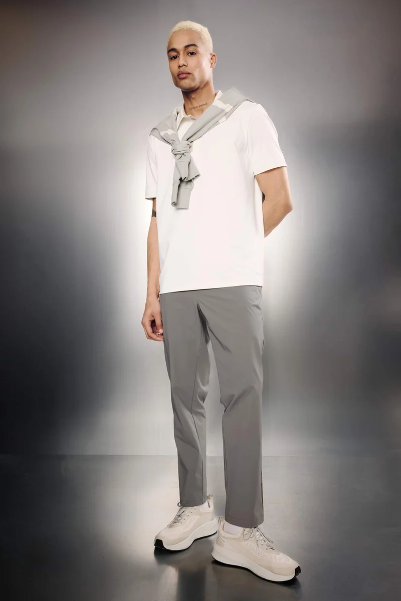 ديفاكتو Standard Fit Short Sleeve Polo T-Shirt