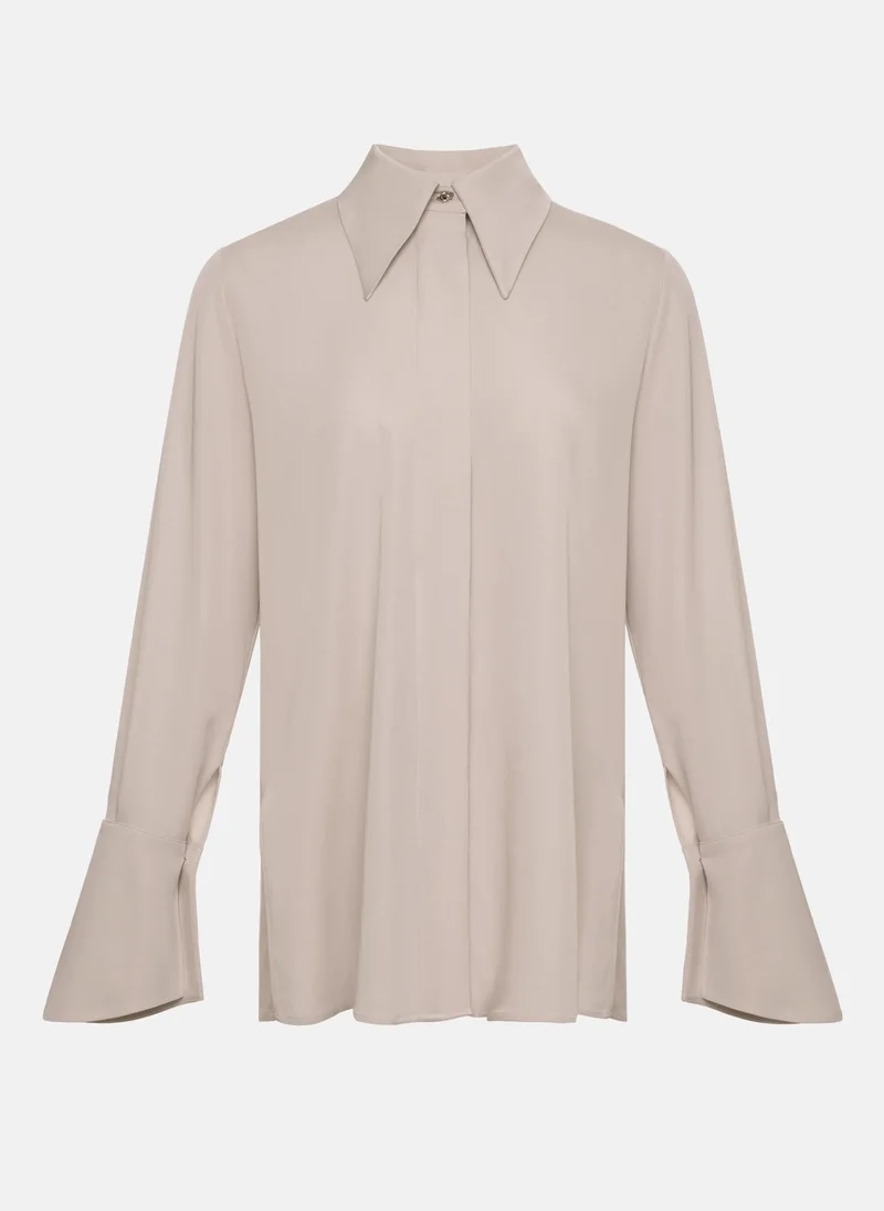 Lichi Loose shirt with wide cuffs