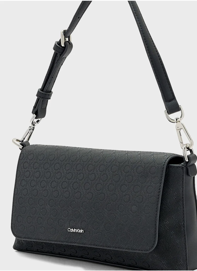 كالفن كلاين Must Convertible Crossbody