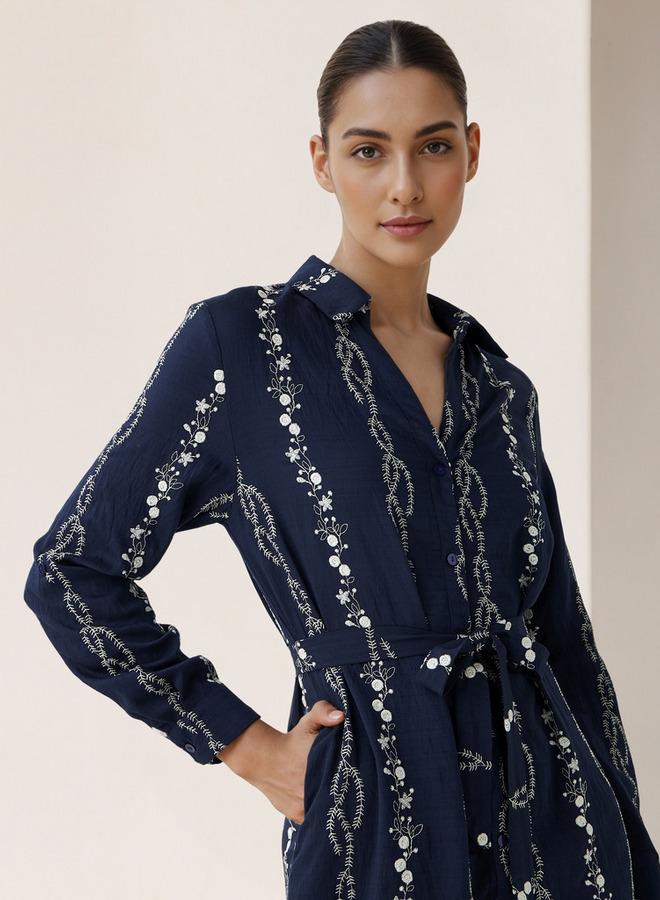 سبلاش فيڤ فستان بحزام بطول الركبة مع تطريز زهري - Image 4