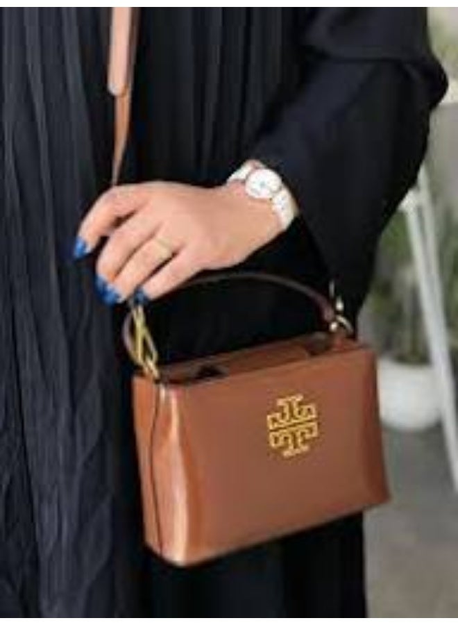 Elegant and simple women's bag