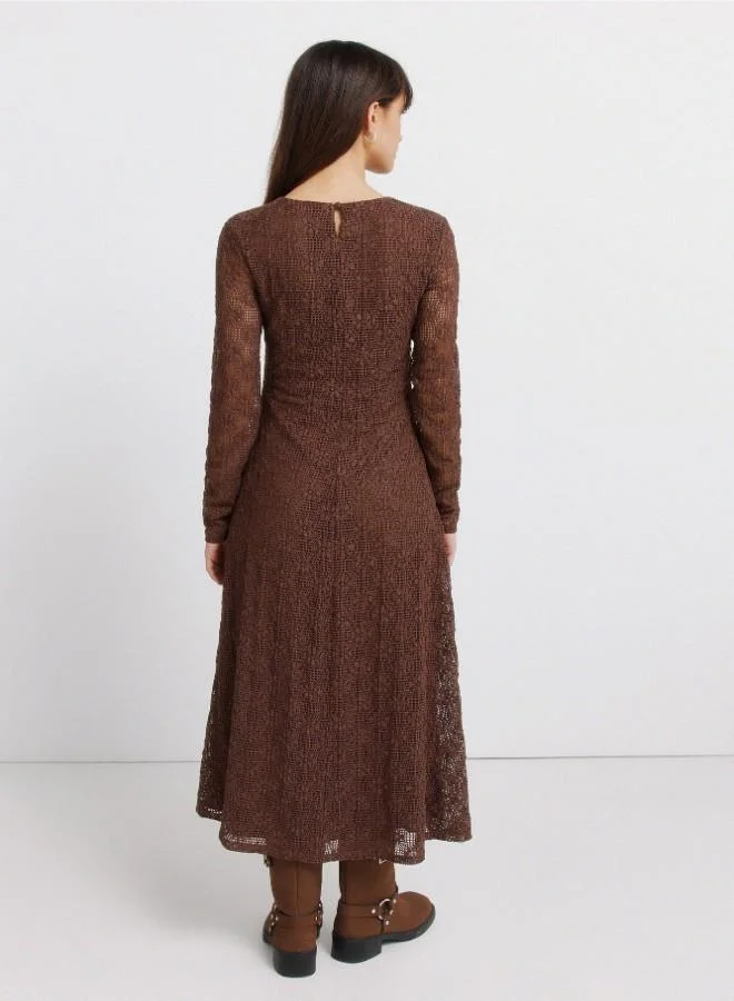 Springfield  Green semi-fitted funnel neck sheer long sleeve flared midi dress for Women | Best Price UAE