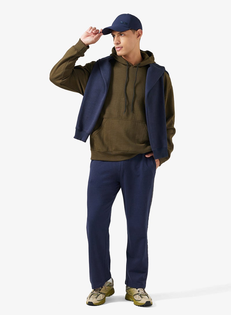 سفنتي فايف بيسيكس بنطلون رياضي مخطط بنمط باندانا بقصة مريحة - Image 2