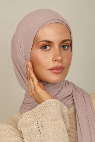 سيلكروز حجاب بامبو مضلع مصقول بلون موف صغير