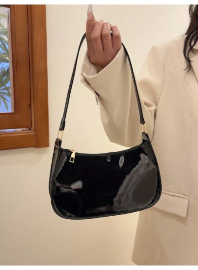 عرب شنطة كتف نسائية هلالية الشكل، لون أسود، تصميم مينيمال وأنيق، بسحاب علوي، مثالية للجامعة والخروجات اليومية - Image 3