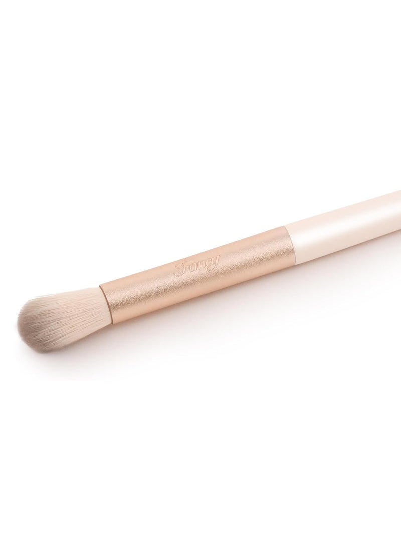 Fancy Dream Star Ultra-Thin Precision Makeup Brush With Soft Fibers, 06 Blender Brush - Image 2