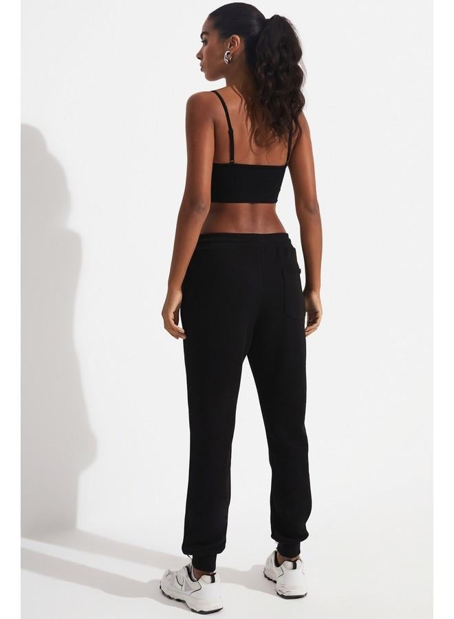 June Women Relaxed Fit Ribbed Basic Sweatpant Black - Image 5
