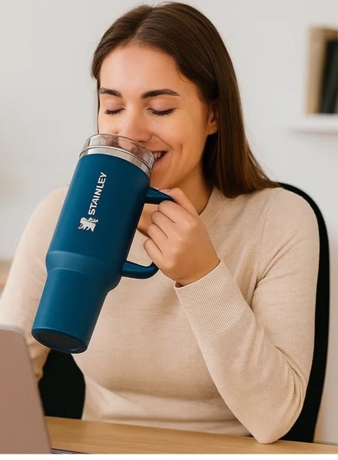 كوب كوينشر H2.0 فلوستيت الاصلي من ستانلي مختوم ، معزول بتفريغ الهواء فولاذ مقاوم للصدأ مع غطاء وشفاطة للمياه أو الشاي المثلج القهوة وعصير السموذي وما إلى ذلك 1.18 لتر