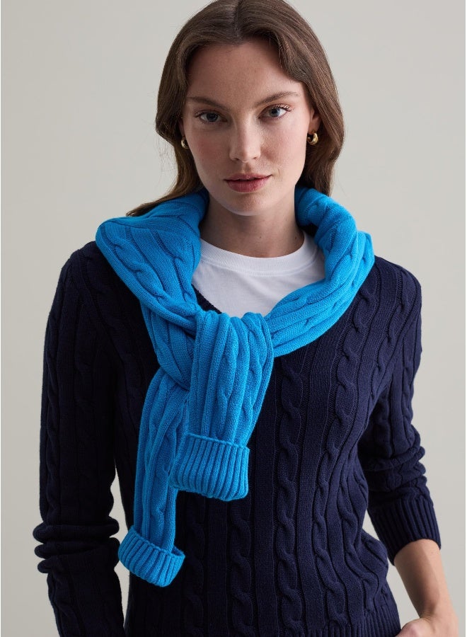 او في اس كنزة محبوكة بياقة على شكل حرف - Image 1