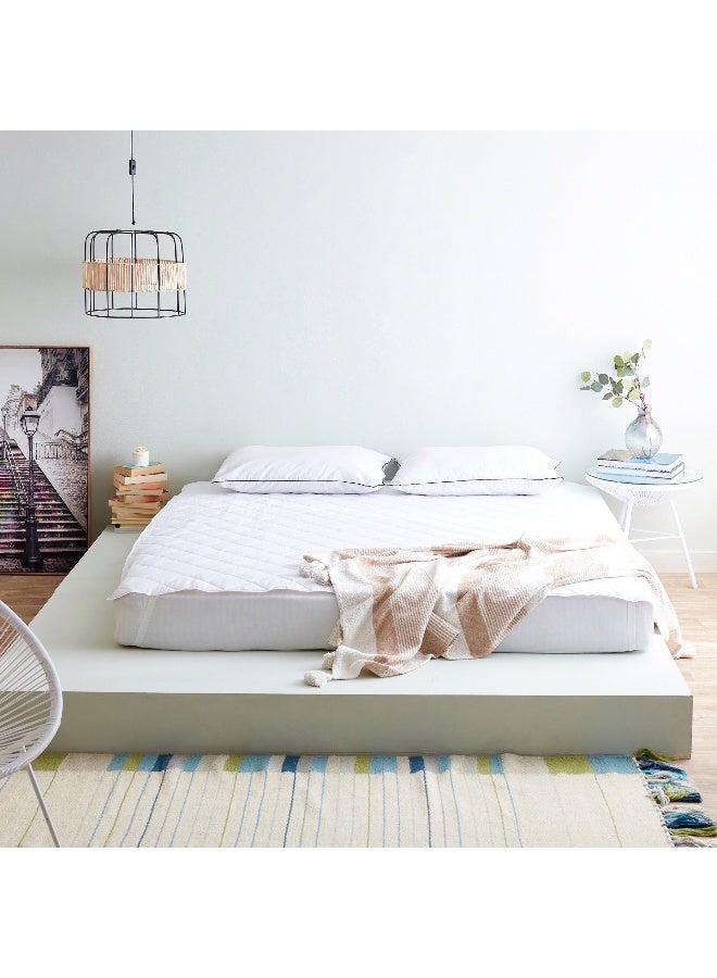 Home Box Hilton Microfiber Super King Mattress Protector - Image 5