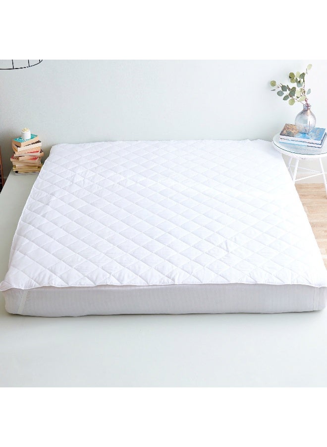 Home Box Hilton Microfiber Super King Mattress Protector - Image 1