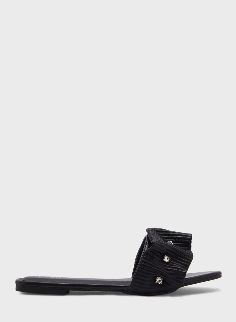 FYOR Casual Flat Sandals