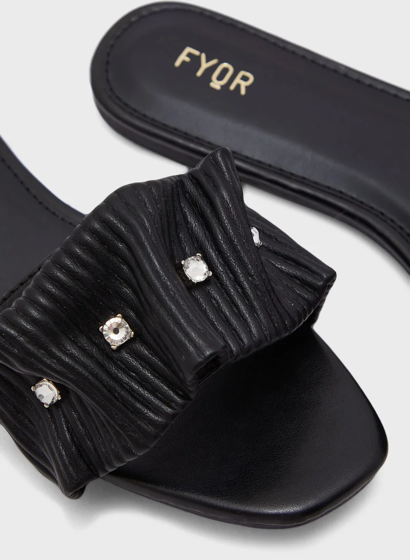 FYOR Casual Flat Sandals