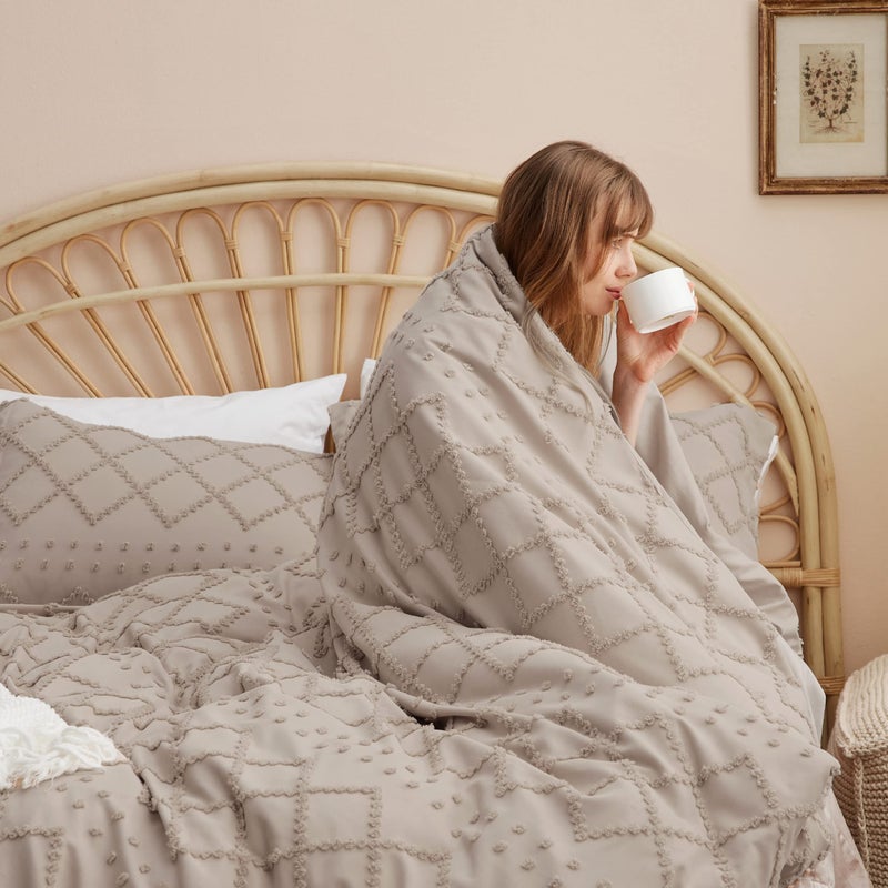 Bedsure Boho Duvet Cover King Size - Khaki Breathable & Soft Boho Bedding, Machine Washable Comforter Cover for All Seasons, Includes 1 Duvet Cover 104"x90" with 2 Pillow Shams & Zipper Closure - Image 3