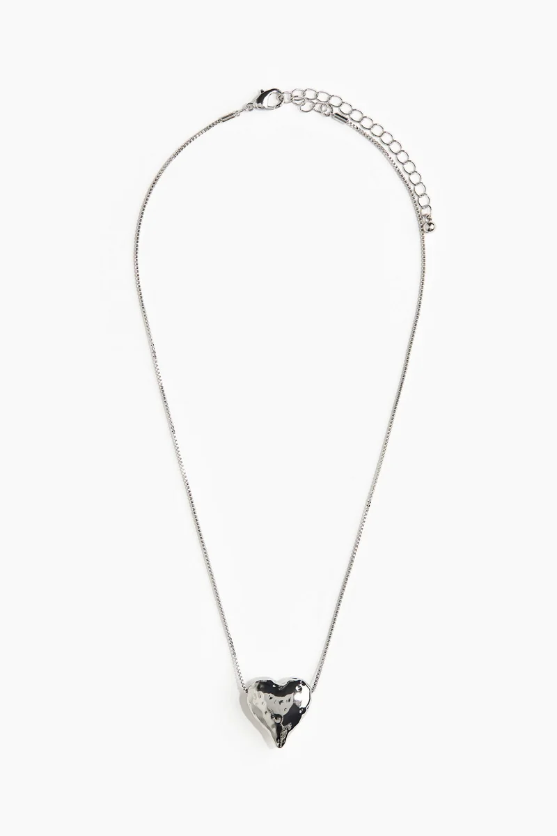 H&M Heart-pendant necklace
