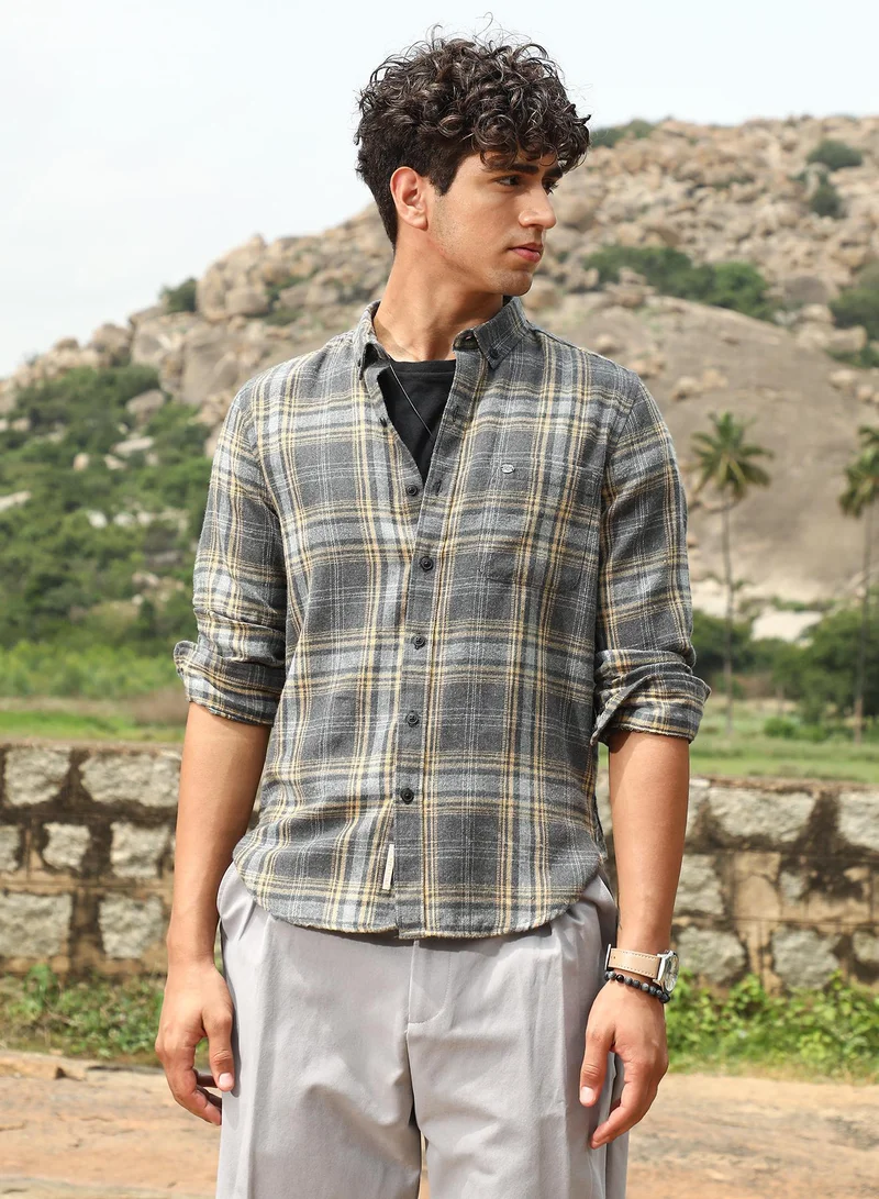 Campus Sutra Campus Sutra Men's Coin Grey Tartan-Woven Regular Shirt | Button-Down Collar , Long Sleeve Cuffed Sleeves , Button Closure | Plaid Plaid | Cotton-Blend Shirt For Casual Wear