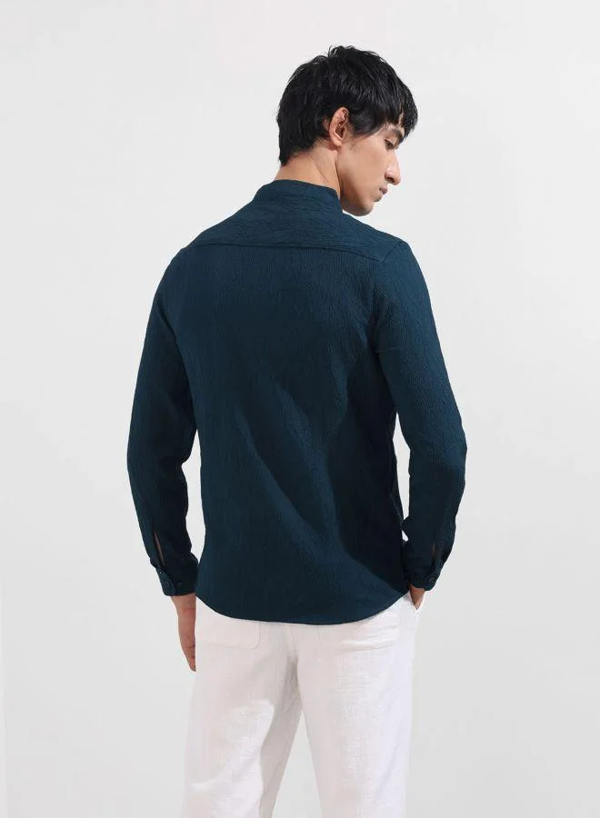شركة المرآب الهندية Men Regular Fit Textured Mandarin Collar Full Sleeves Shirt