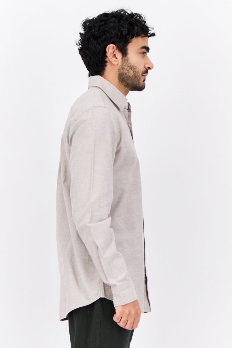 GAP Men Standard Fit Long Sleeves Chambray Casual Shirt, Grey - Image 2