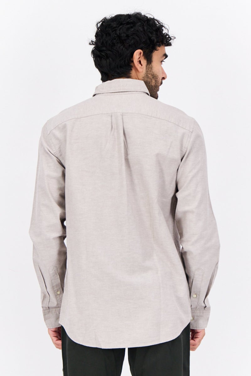 GAP Men Standard Fit Long Sleeves Chambray Casual Shirt, Grey - Image 3