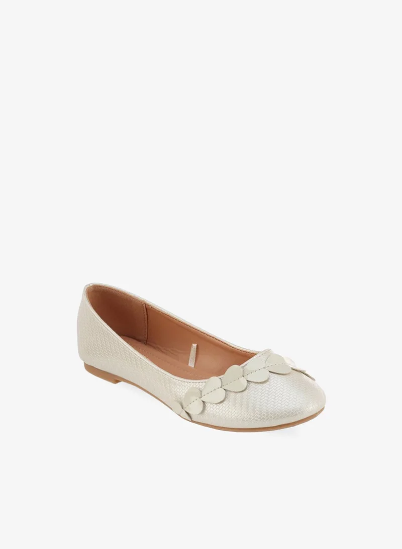 فلورا بيلا من شو إكسبرس Flora Bella Girls Applique Detail Ballerina Shoes