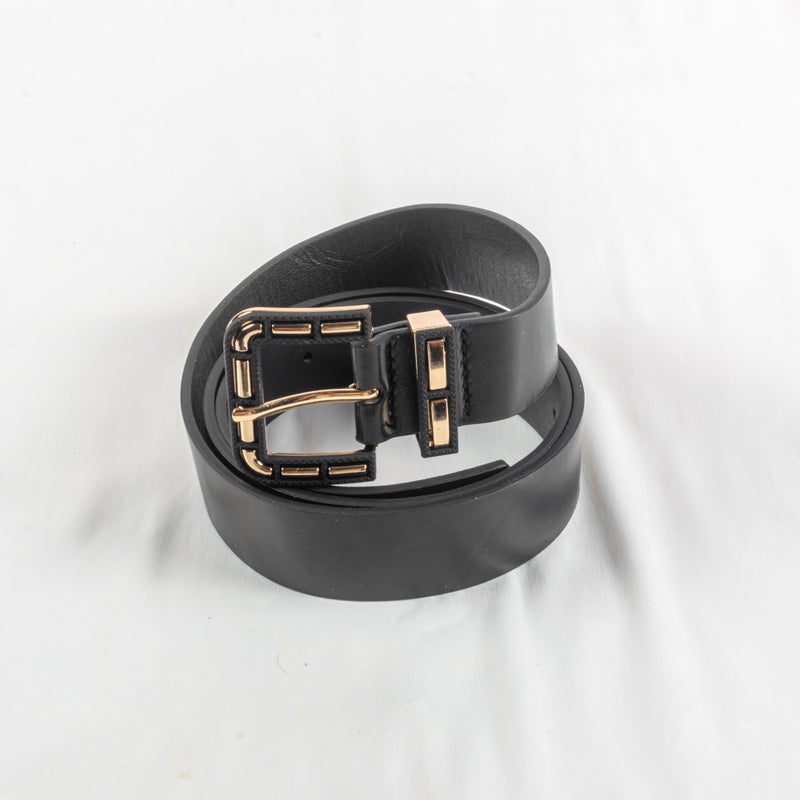 حزام وسط جلد أسود حريمي