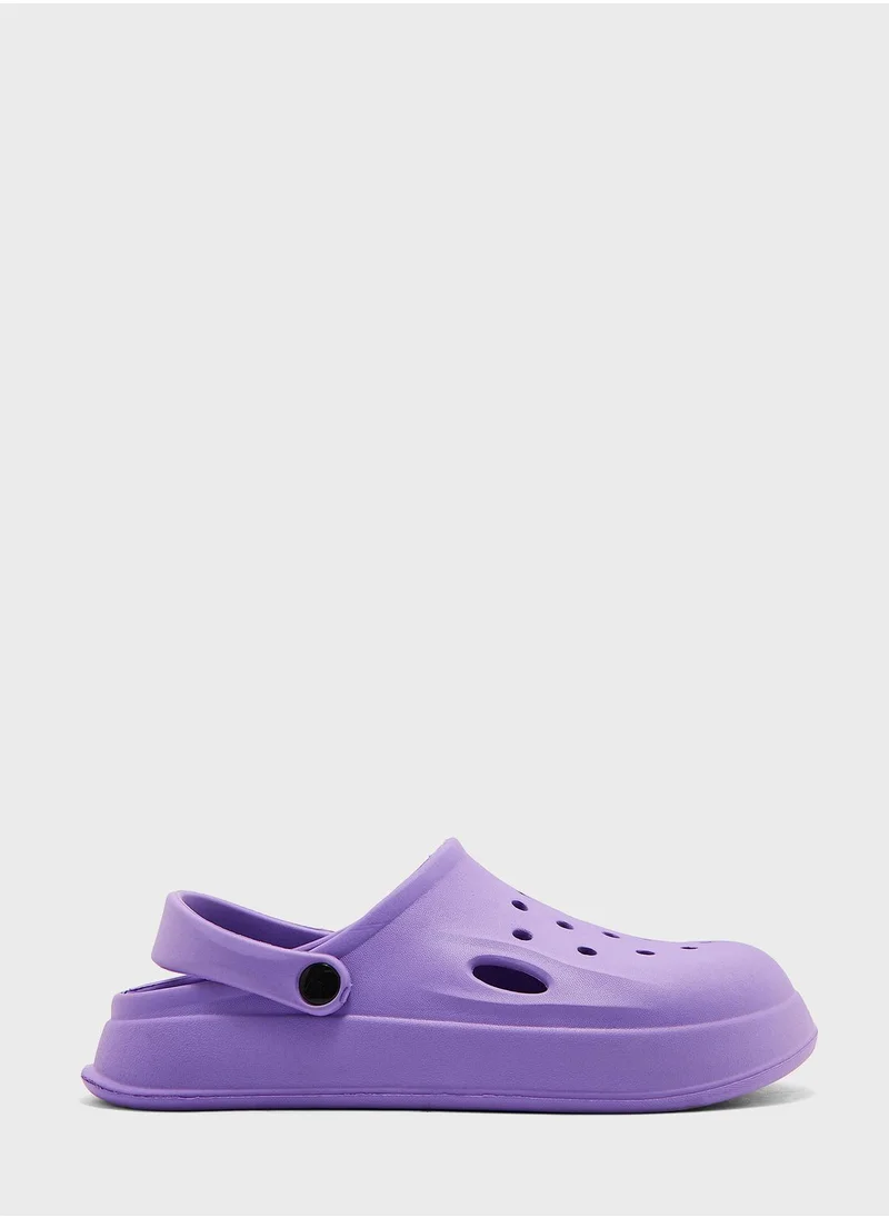 DeFacto Heel Strap Crocks