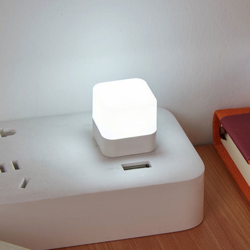 🏠 مصابيح ليلية مربعة حديثة بحجم مدمج ومتوافقة مع USB لتعزيز أجواء غرفة النوم - Image 5