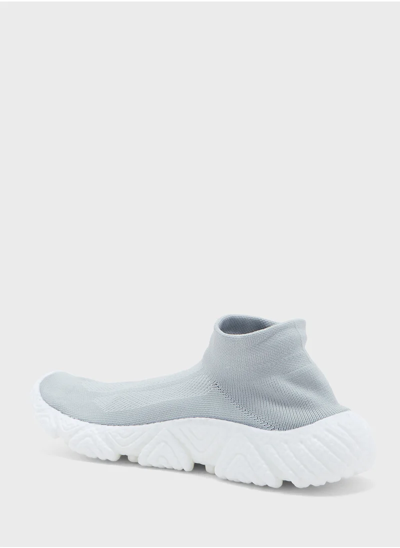 سفنتي فايف Casual Knitted Slip Ons