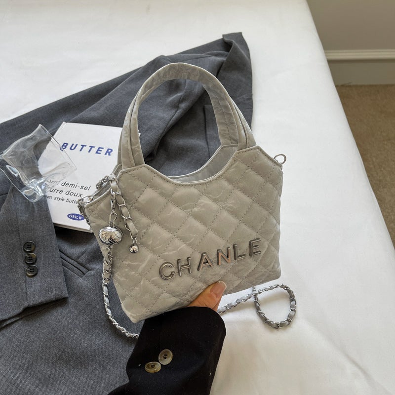 Silver Quilted Chain Shoulder Bag for Women 2024 Silver 