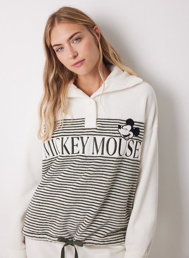 women'secret Mickey Mouse Long Pajamas, Fleece Pajamas  - Image 5