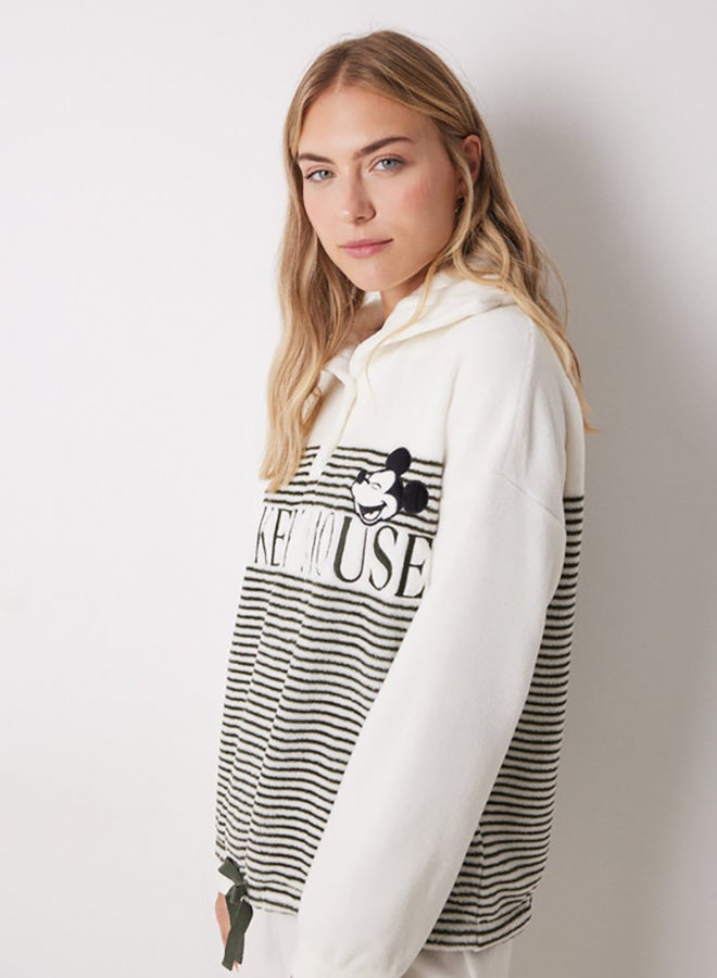women'secret Mickey Mouse Long Pajamas, Fleece Pajamas  - Image 2