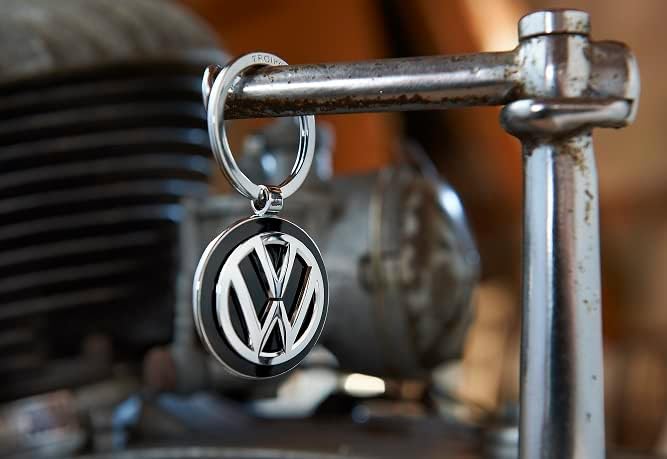 TROIKA Volkswagen Emblem Keyring - Image 4