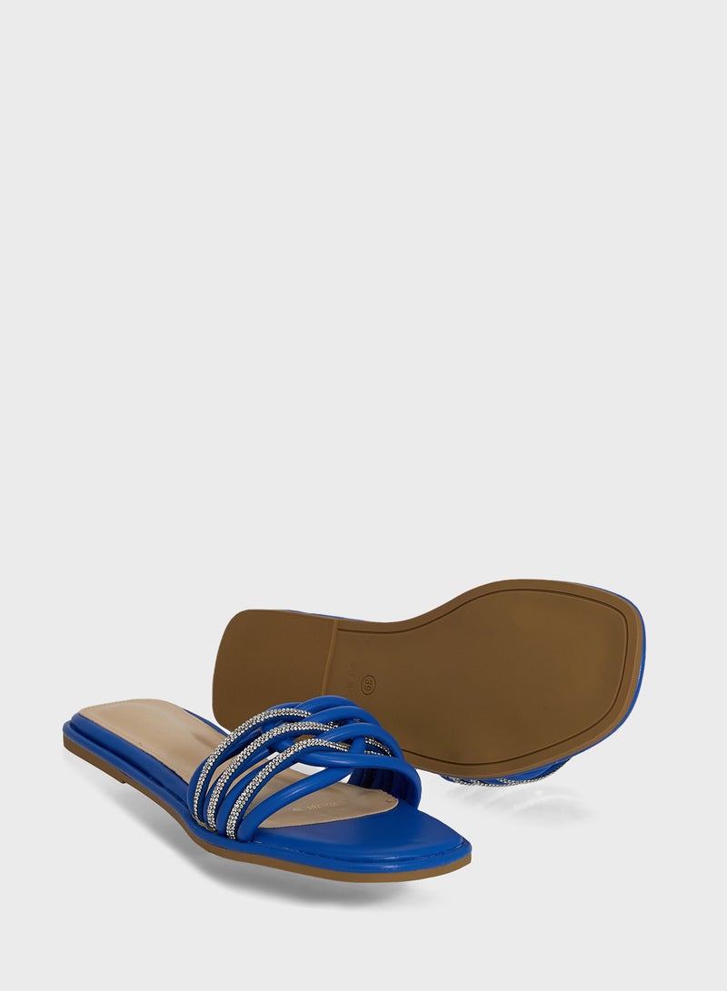 ايلا صندل مسطح بحزام منسوج - Image 3