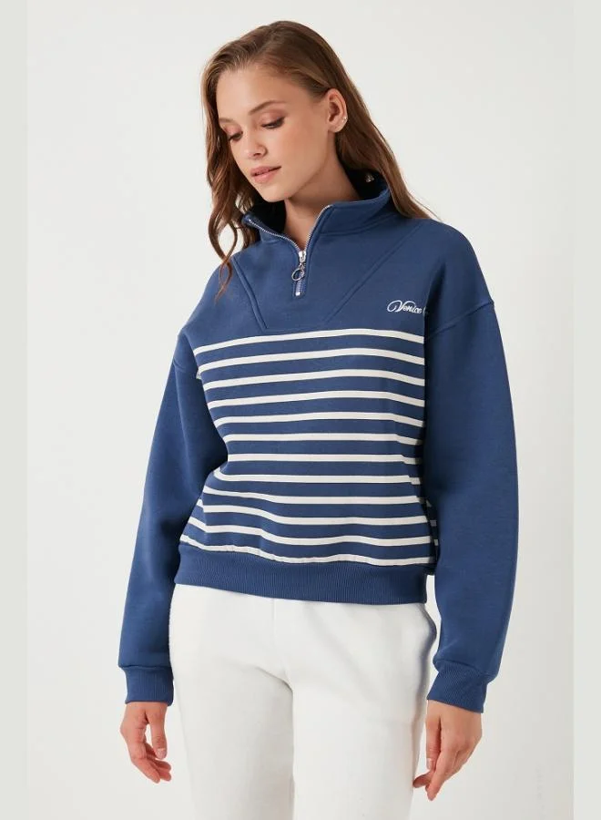 ليلا سويت شيرت نسائي بياقة واقف وسحاب نصي، مقاس واسع قابل للتمدد من ليلا